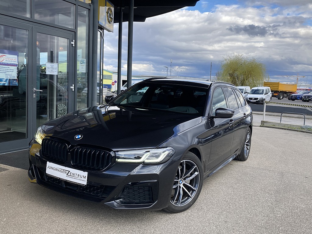 BMW 520d 48 V Touring xDrive Aut.!M-SPORT!GESTIK,HEADUP,KAMERA3D,NAVI,LED!