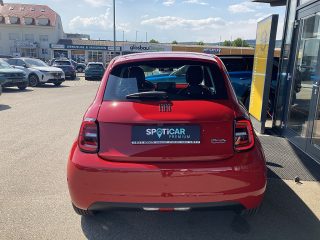 Fiat 500e Red 42 kWh