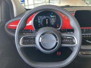 Fiat 500e Red 42 kWh