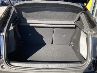 Peugeot 2008 PureTech 100 S&S Style 6-Gang-Manuell