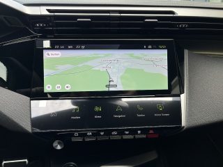 Peugeot 408 Hybrid 145 e-DCS6 GT!MATRIX LED,NAVI,KAMERA,PANORAMA,FOCAL!