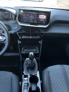 Peugeot 2008 PureTech 100 S&S Allure 6-Gang-Manuell