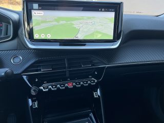 Peugeot 2008 PureTech 100 S&S Allure 6-Gang-Manuell