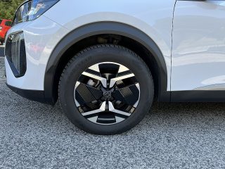 Peugeot 2008 PureTech 100 S&S Allure 6-Gang-Manuell