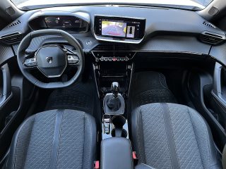 Peugeot 2008 PureTech 100 S&S Allure 6-Gang-Manuell
