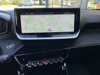 Peugeot 2008 PureTech 100 S&S Allure 6-Gang-Manuell