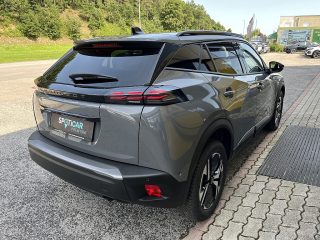 Peugeot 2008 PureTech 100 S&S Allure 6-Gang-Manuell