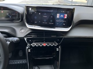 Peugeot 2008 PureTech 100 S&S Allure 6-Gang-Manuell