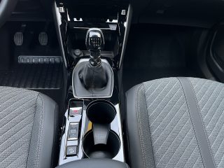 Peugeot 2008 PureTech 100 S&S Allure 6-Gang-Manuell