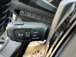 Peugeot 2008 PureTech 100 S&S Allure 6-Gang-Manuell