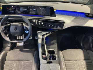 Peugeot 5008 Elektro 210 73kWh GT!VOLL!PANORAMA,PIXEL LED,360°KAMERA,