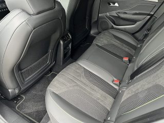 Peugeot 308 SW BlueHDi 130 EAT8 GT!MATRIXLED,NAVI,KAMERA,FOCAL,PANORAMA!