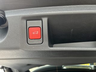 Peugeot 308 SW BlueHDi 130 EAT8 GT!MATRIXLED,NAVI,KAMERA,FOCAL,PANORAMA!