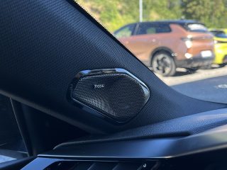 Peugeot 308 SW BlueHDi 130 EAT8 GT!MATRIXLED,NAVI,KAMERA,FOCAL,PANORAMA!