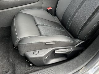 Peugeot 308 SW Hybrid 145 e-DSC6 Allure!NAVI,KAMERA,LED,TOP!