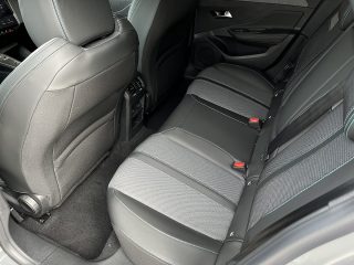 Peugeot 308 SW Hybrid 145 e-DSC6 Allure!NAVI,KAMERA,LED,TOP!