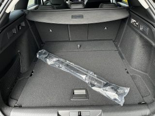 Peugeot 308 SW Hybrid 145 e-DSC6 Allure!NAVI,KAMERA,LED,TOP!