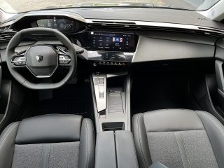Peugeot 308 SW Hybrid 145 e-DSC6 Allure!NAVI,KAMERA,LED,TOP!