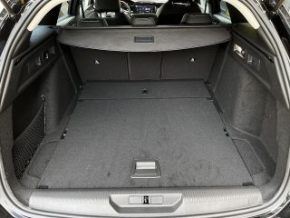 Peugeot 308 SW Hybrid 145 e-DSC6 Allure!NAVI,KAMERA,LED,TOP!