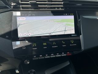 Peugeot 308 Hybrid 145 e-DSC6 GT!MATRIXLED,NAVI,KAMERA,FOCAL,PANORAMA!