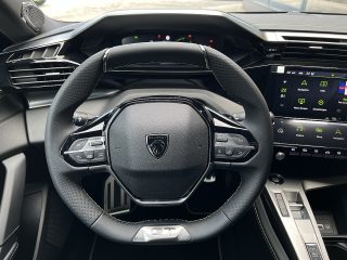 Peugeot 408 Hybrid 145 e-DCS6 GT!MATRIX LED,NAVI,KAMERA,PANORAMA,FOCAL!