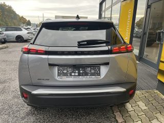 Peugeot 2008 PureTech 100 S&S Allure 6-Gang-Manuell