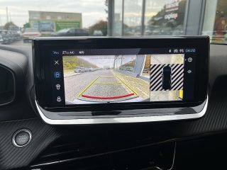 Peugeot 2008 PureTech 100 S&S Allure 6-Gang-Manuell
