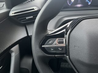 Peugeot 2008 PureTech 100 S&S Allure 6-Gang-Manuell