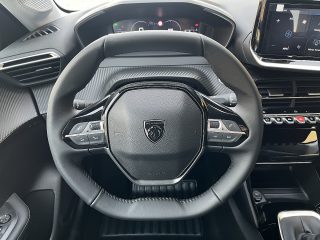 Peugeot 208 PureTech 100 S&S Allure