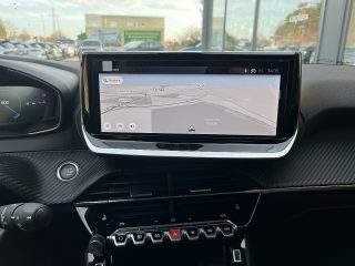 Peugeot 208 PureTech 100 S&S Allure