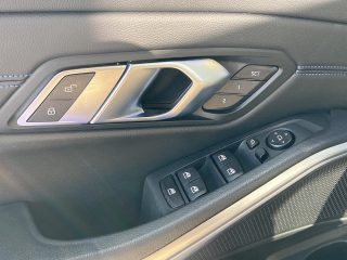 BMW 320d 48 V Mild-Hybrid-Technologie Aut.,M-SPORT,KEYLESS,SCHIEBEDACH