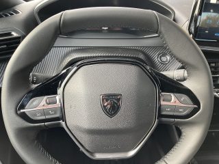 Peugeot 2008 PureTech 100 Allure 6-Gang-Manuell!TOP ANGEBOT!