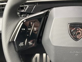 Peugeot 5008 mHEV 145 e-DCS6 GT Aut.!MATRIXLED,PANO,NAVI,KAMERA360!