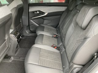 Peugeot 5008 mHEV 145 e-DCS6 GT Aut.!MATRIXLED,PANO,NAVI,KAMERA360!