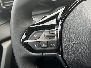 Peugeot 308 BlueHDi 130 EAT8 Allure