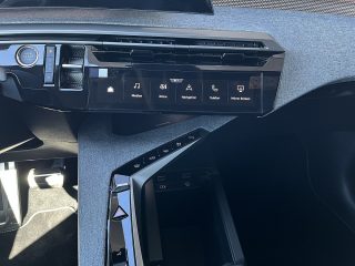 Peugeot 5008 mHEV 145 e-DCS6 GT Aut.!MATRIXLED,PANO,NAVI,KAMERA360!