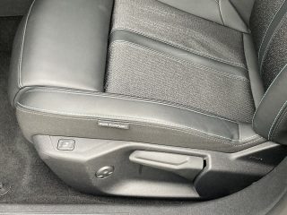 Peugeot 308 SW Hybrid 145 e-DSC6 Allure!NAVI,KAMERA,LED,TOP!
