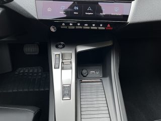 Peugeot 308 SW BlueHDi 130 EAT8 Allure!NAVI,KAMERA,LED,TOP!