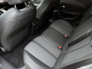 Peugeot 308 SW BlueHDi 130 EAT8 Allure!NAVI,KAMERA,LED,TOP!