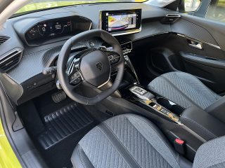 Peugeot 208 Hybrid 110 e-DCS6 Allure!TOP ANGEBOT!