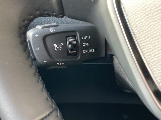 Peugeot 208 Hybrid 110 e-DCS6 Allure!TOP ANGEBOT!