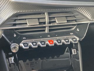 Peugeot 208 Hybrid 110 e-DCS6 Allure!TOP ANGEBOT!