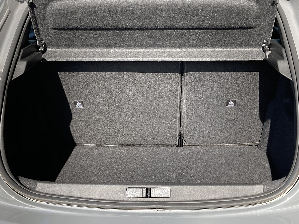 Peugeot 208 Hybrid 110 e-DCS6 Allure!TOP ANGEBOT!