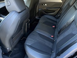 Peugeot 308 SW BlueHDi 130 EAT8 GT!MATRIXLED,NAVI,KAMERA,FOCAL,PANORAMA!