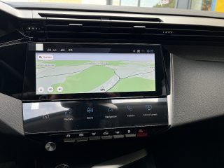 Peugeot 308 SW Hybrid 145 e-DSC6 Allure!NAVI,KAMERA,LED,TOP!