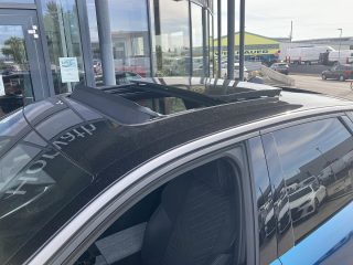 Peugeot 3008 Elektro 325 73kWh Launch Edition AWD