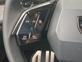 Peugeot 3008 Elektro 325 73kWh Launch Edition AWD