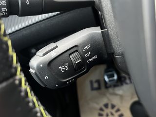Peugeot 2008 PureTech 130 S&S GT Line 6-Gang-Manuell