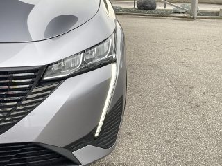 Peugeot 308 SW Hybrid 145 e-DSC6 Allure!NAVI,KAMERA,LED,TOP!