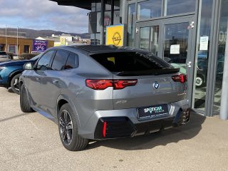 BMW X2 sDrive 18d Aut.M-SPORT!ADAPT-LED,NAVI,KAMERA,19